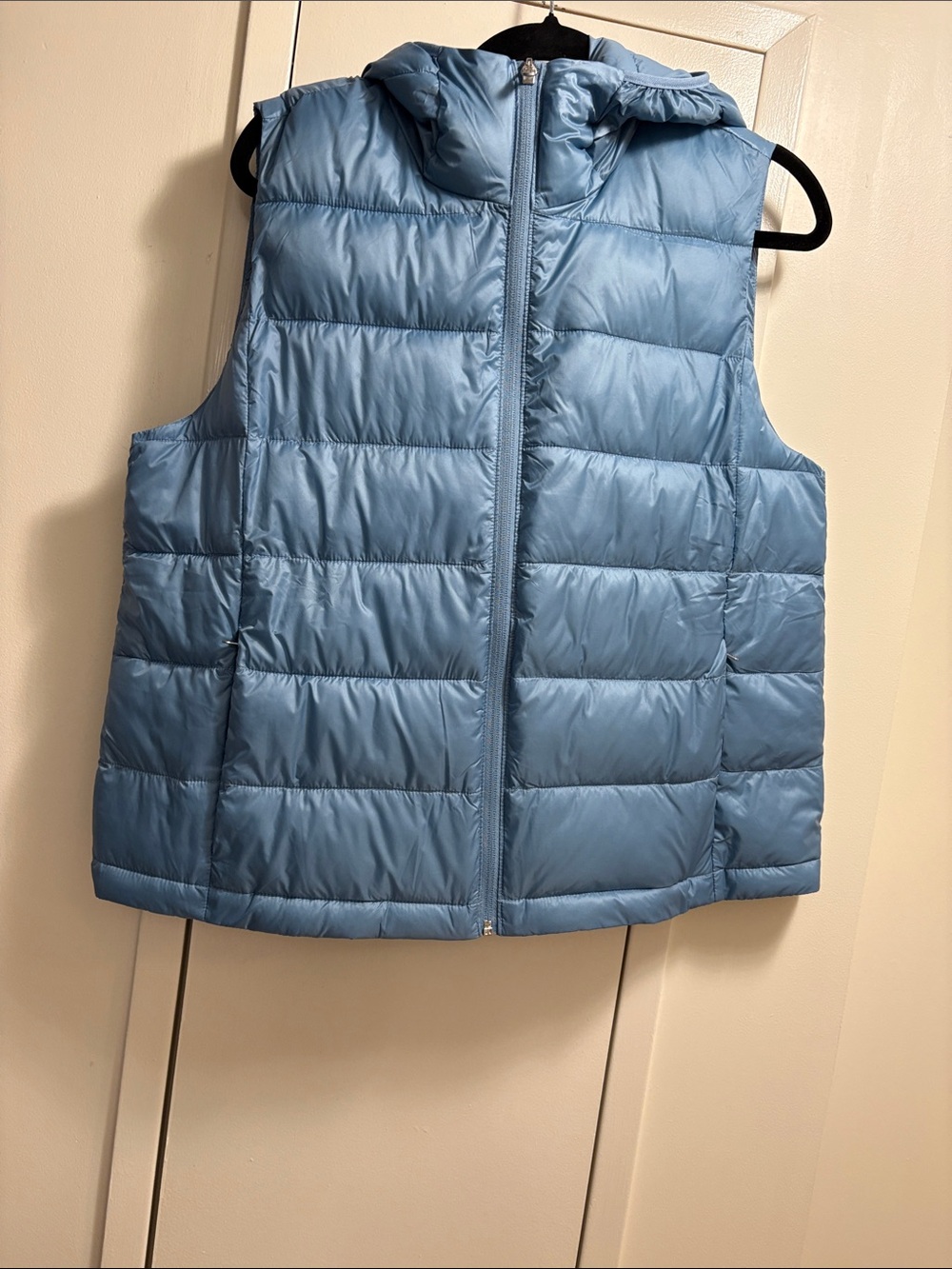 Athleta Light Blue Puffer Vest with Hood - NWOT